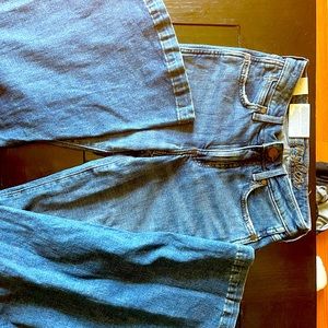 Wrangler retro flare jeans size 25x36